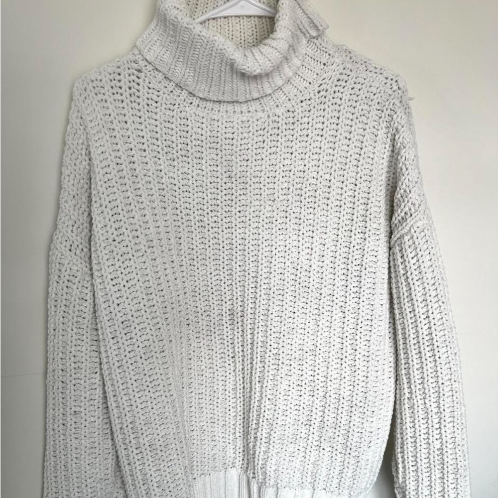 Pull&Bear White Cowl Turtleneck Sweater
